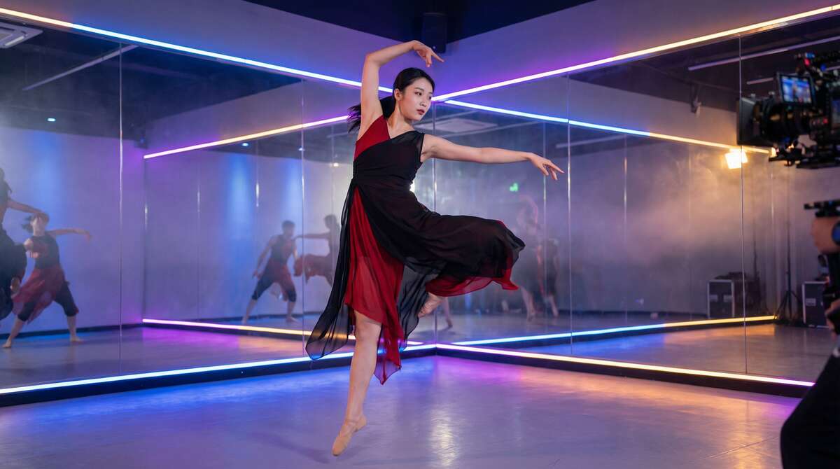 大象传媒舞蹈视频